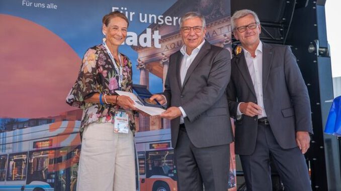 150 Jahre Nahverkehr in Wiesbaden: Museumssbus, Fest und Bilanz zum Jubiläum