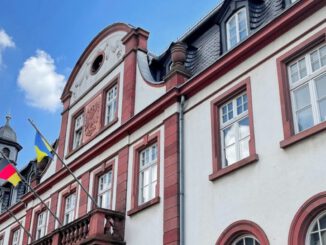 Eltville: Verwaltung nur vormittags geöffnet am Sektfestmontag