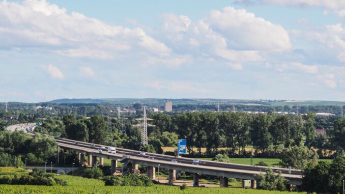 Mainbrücke Hochheim ab 12. Juli wieder teilweise für den Verkehr freigegeben