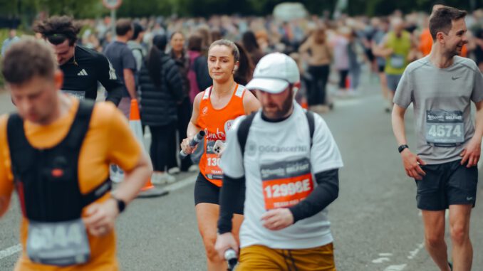 Marathon am Abend sorgt für umfangreiche Sperrungen und Busumleitungen in Wiesbaden