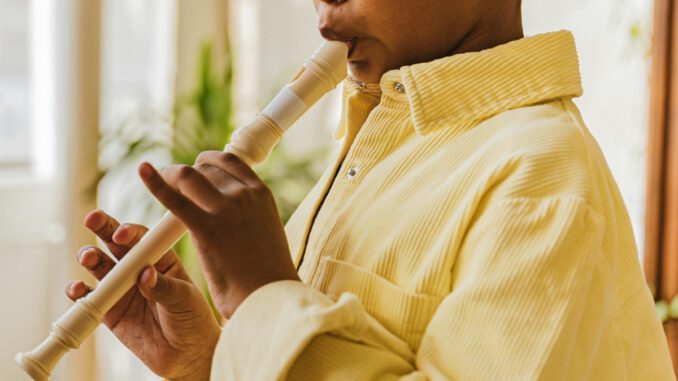 Musikschule Kelsterbach startet Blockflöten AG für Erst und Zweitklässler