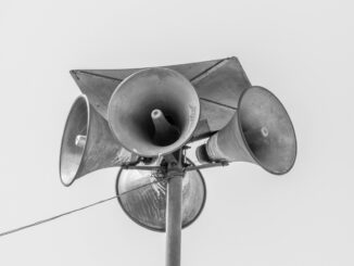 Warntag in Hessen: Kreis Rheingau Taunus prüft Sirenen und Cell Broadcast