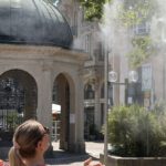Zwei mobile Nebelanlagen sollen die Wiesbadener Innenstadt an heißen Tagen kühlen